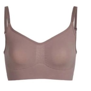 Skims bra